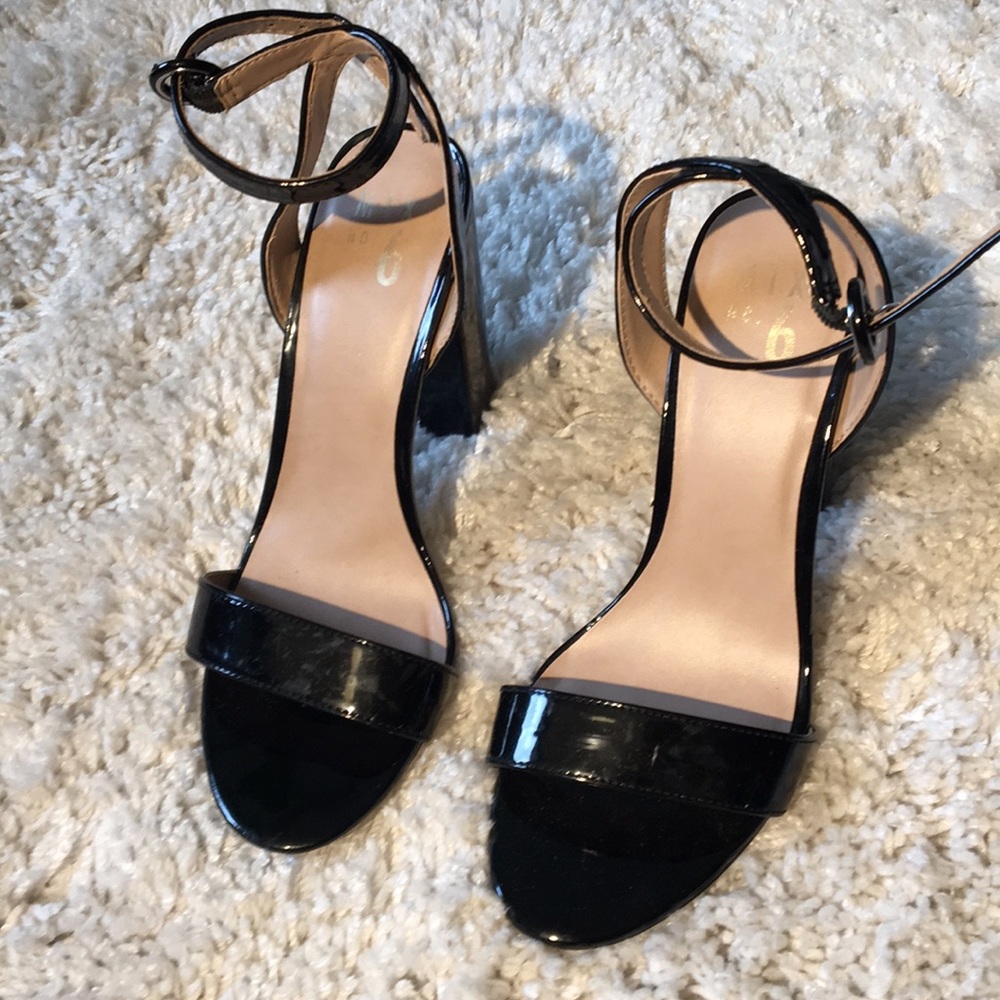 Black 4 in Block heels, worn once n Fabulous